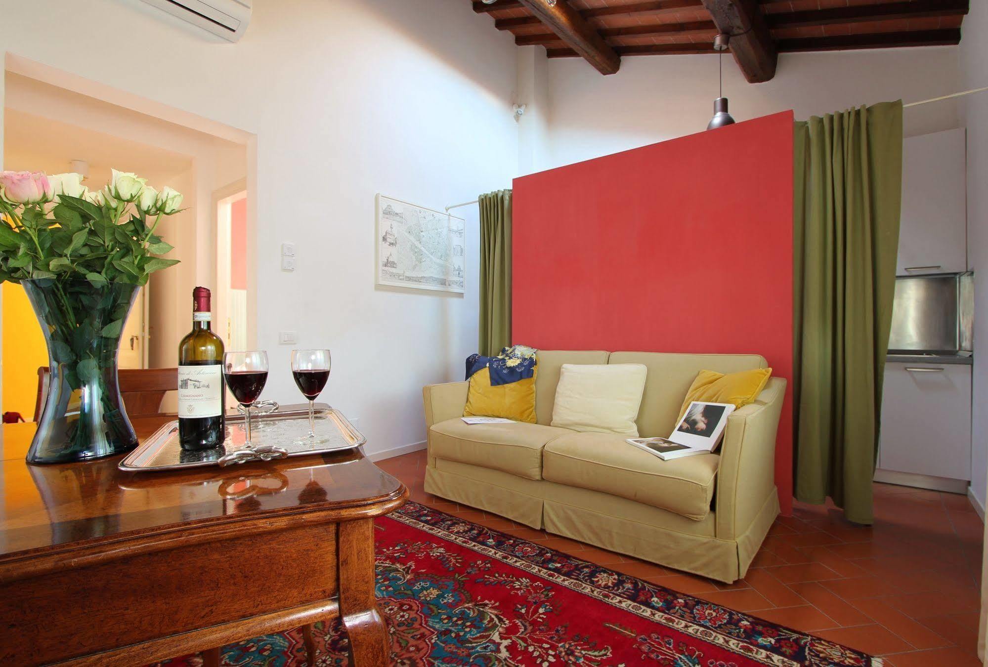 Florence View Apartments Экстерьер фото